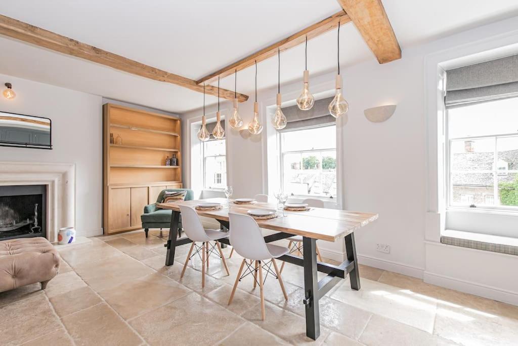Oxfordshire Living - The Vanbrugh Apartment - Вудсток Экстерьер фото