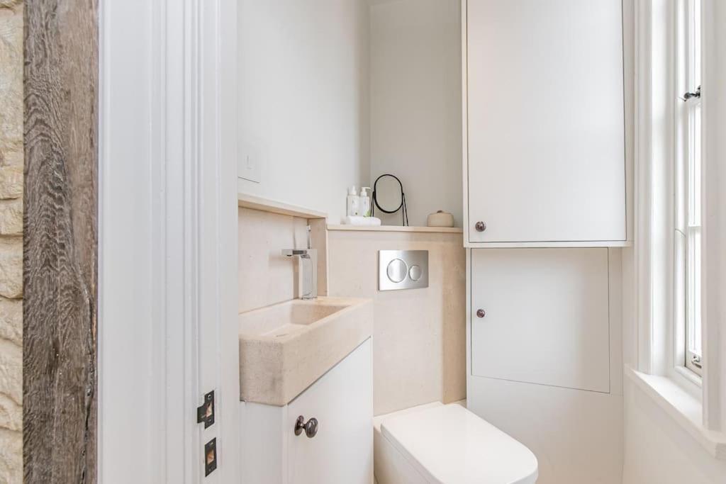 Oxfordshire Living - The Vanbrugh Apartment - Вудсток Экстерьер фото